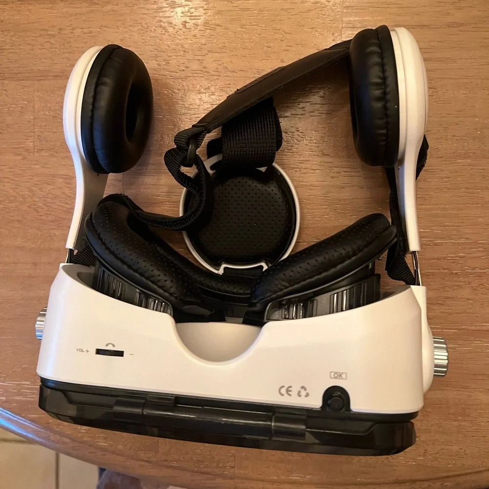 Hyper VR Smartphone Headset